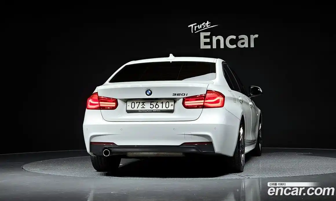 BMW 3-Series 2018 2.0 Автомат в Москве № 159534, фото 12