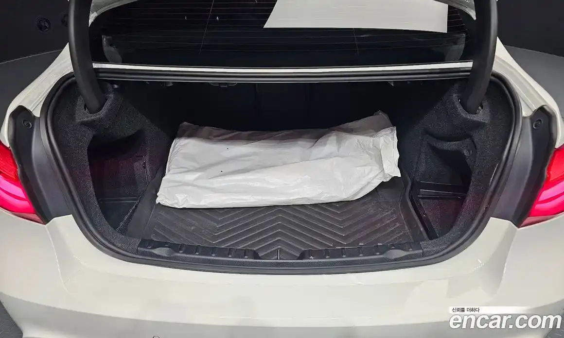 BMW 3-Series 2018 2.0 Автомат в Москве № 159534, фото 14