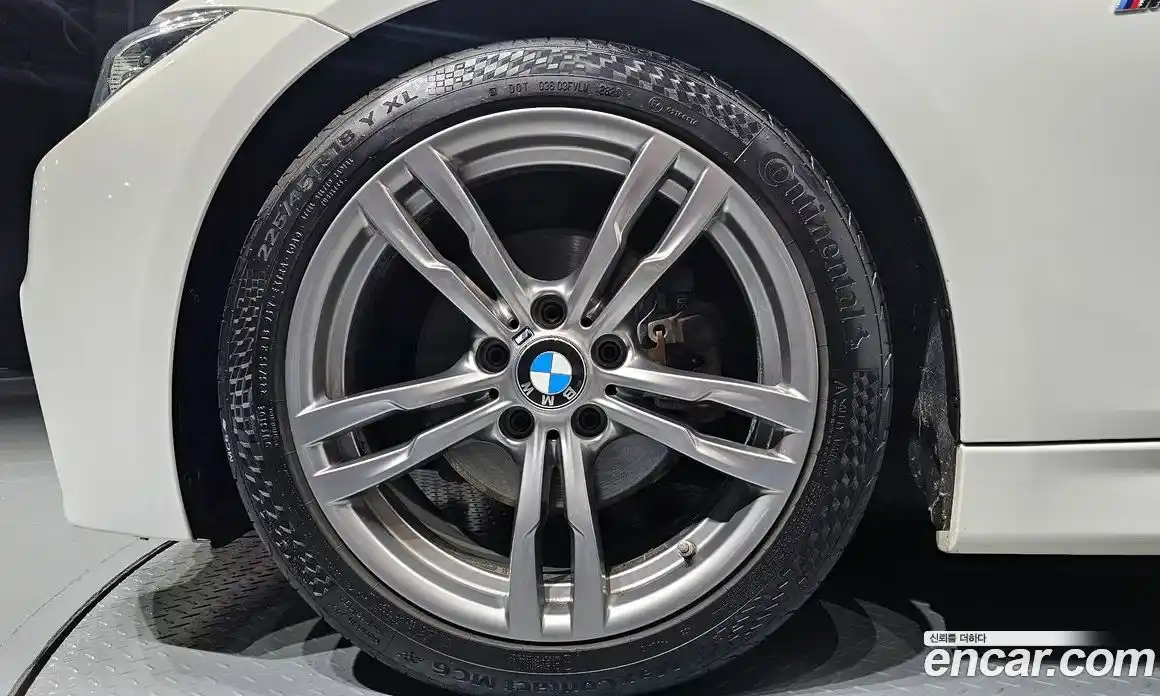 BMW 3-Series 2018 2.0 Автомат в Москве № 159534, фото 9