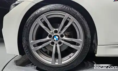 BMW 3-Series 2018 2.0 Автомат в Москве № 159534, миниатюра 9