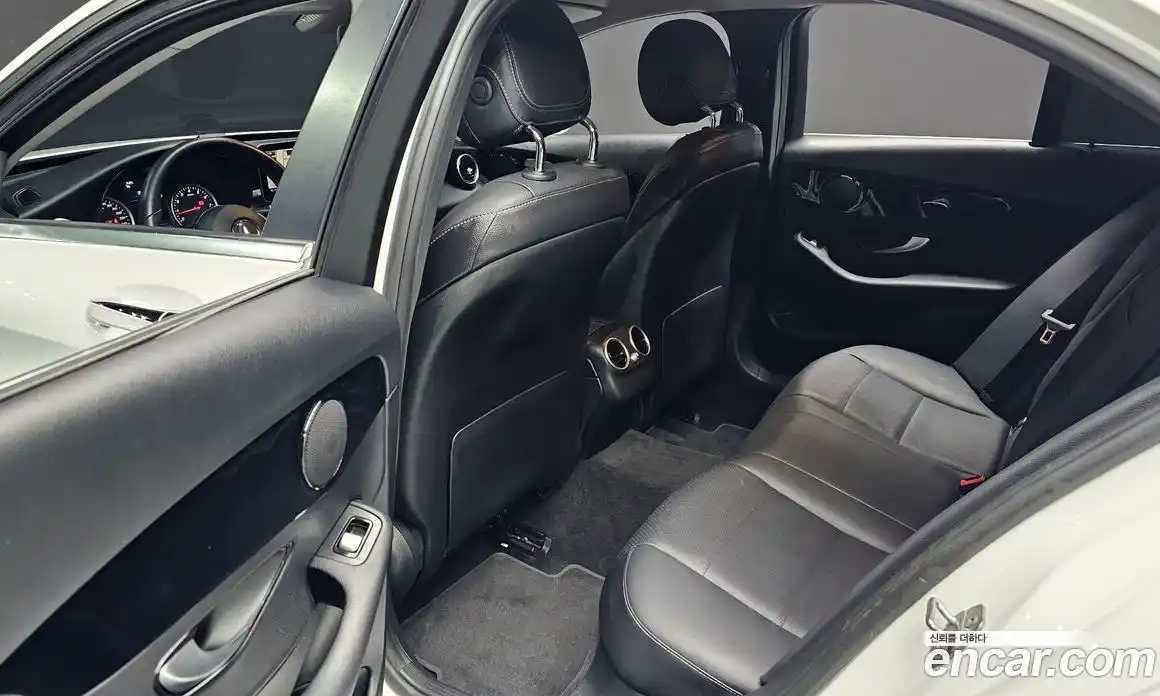 Mercedes-Benz C-Class 2019 2.0 Автомат в Москве № 160712, фото 18