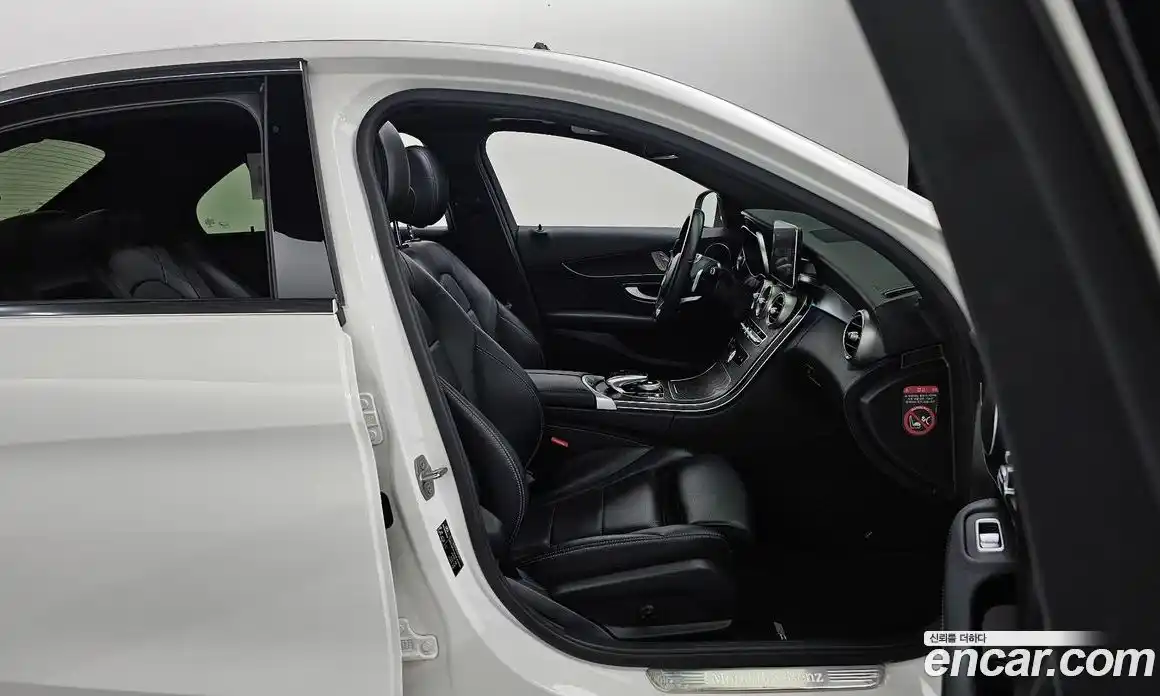 Mercedes-Benz C-Class 2017 2.0 Автомат в Москве № 160738, фото 13