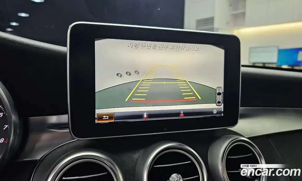 Mercedes-Benz C-Class 2017 2.0 Автомат в Москве № 160738, фото 9