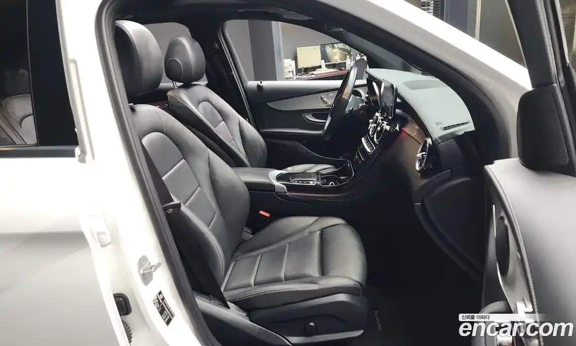 Mercedes-Benz GLC-Class 2021 2.0 Автомат в Москве № 161757, фото 11