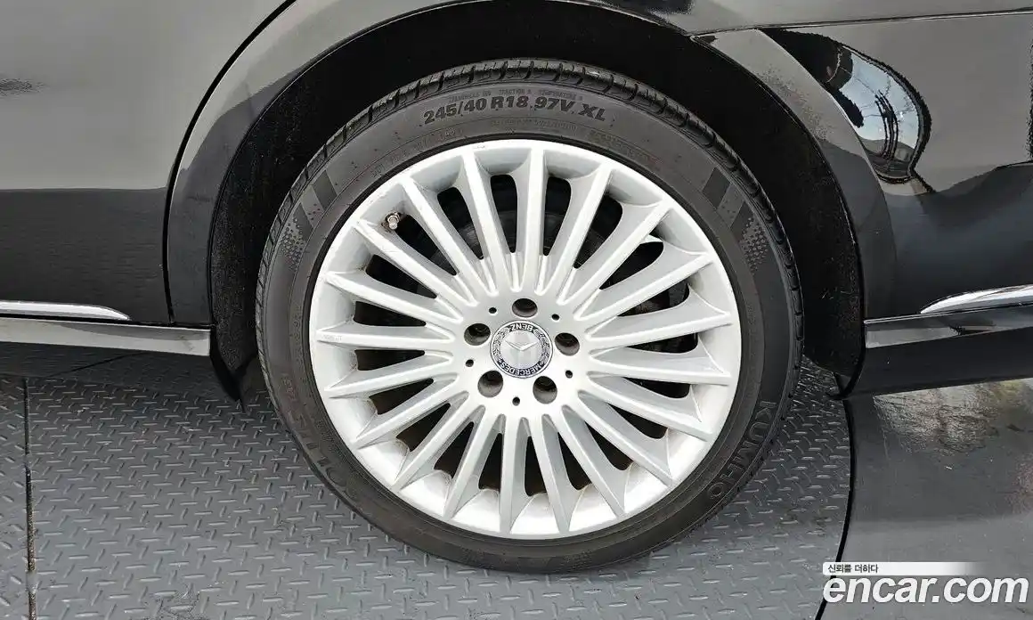 Mercedes-Benz E-Class 2016 3.5 Автомат в Москве № 161973, фото 12