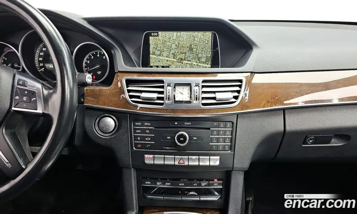 Mercedes-Benz E-Class 2016 3.5 Автомат в Москве № 161973, фото 13