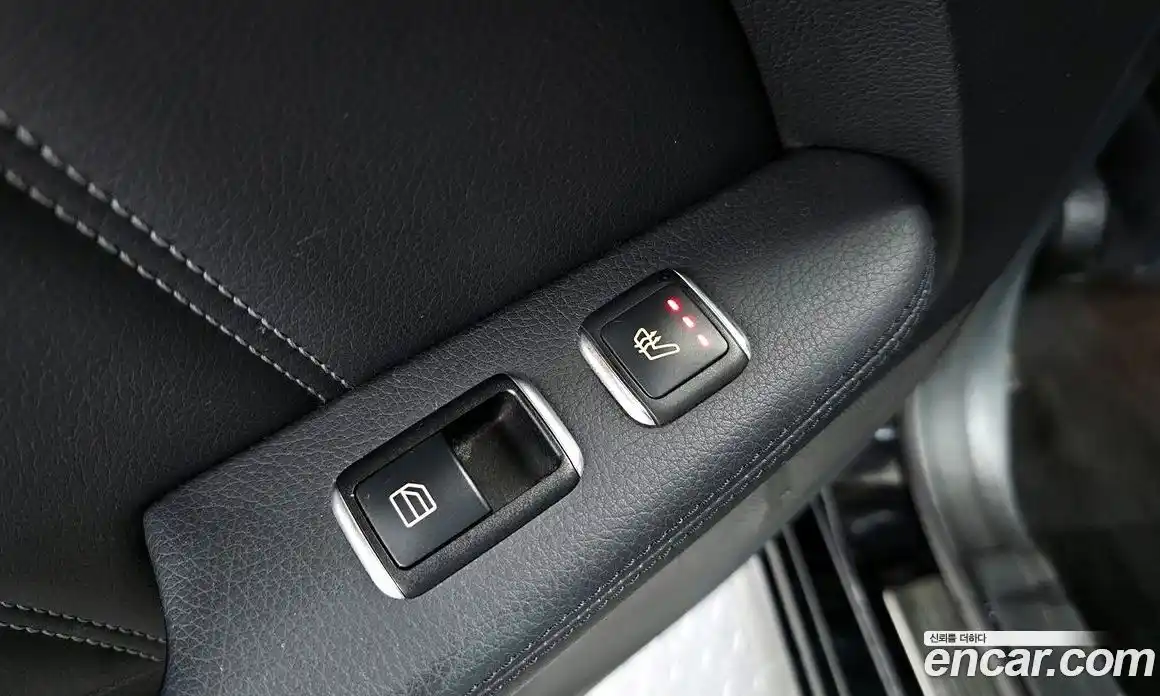 Mercedes-Benz E-Class 2016 3.5 Автомат в Москве № 161973, фото 14