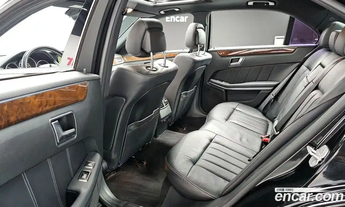 Mercedes-Benz E-Class 2016 3.5 Автомат в Москве № 161973, фото 15