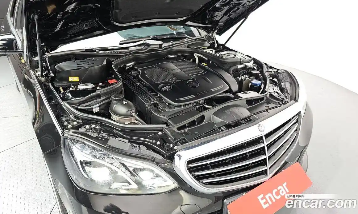 Mercedes-Benz E-Class 2016 3.5 Автомат в Москве № 161973, фото 18