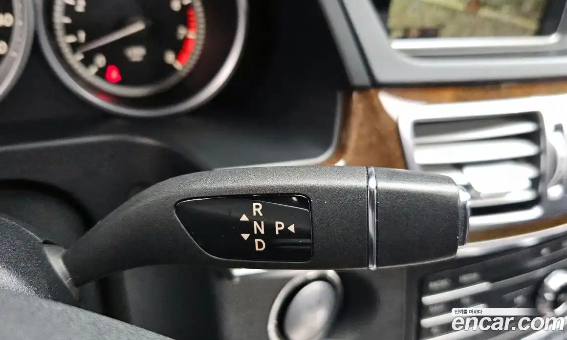 Mercedes-Benz E-Class 2016 3.5 Автомат в Москве № 161973, фото 4