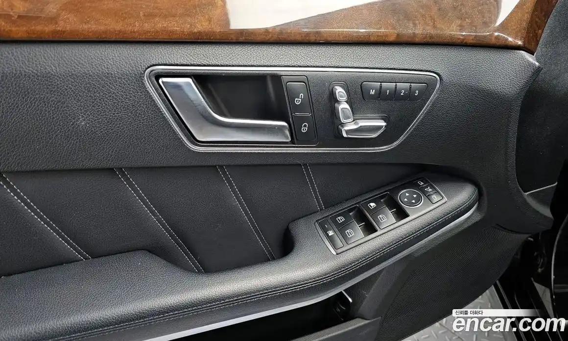 Mercedes-Benz E-Class 2016 3.5 Автомат в Москве № 161973, фото 9