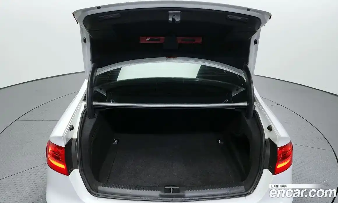 Audi A4 2015 2.0 Автомат в Москве № 163753, фото 20