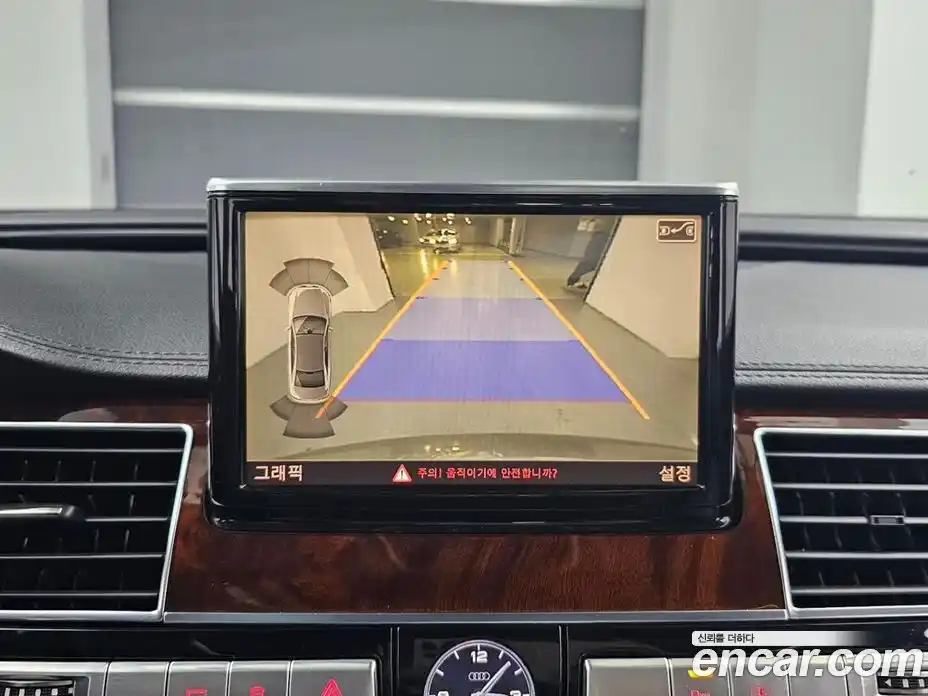 Audi A8 2012 4.2 Автомат в Москве № 163852, фото 15