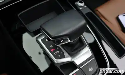 Audi Q5 2021 2.0 Автомат в Москве № 163959, миниатюра 12