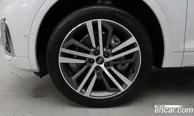 Audi Q5 2021 2.0 Автомат в Москве № 163959, миниатюра 5