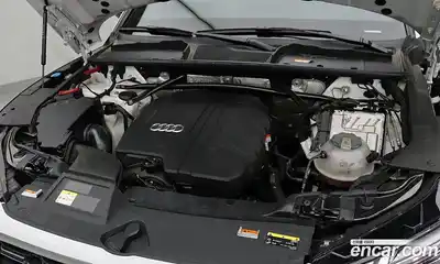 Audi Q5 2021 2.0 Автомат в Москве № 163959, миниатюра 6