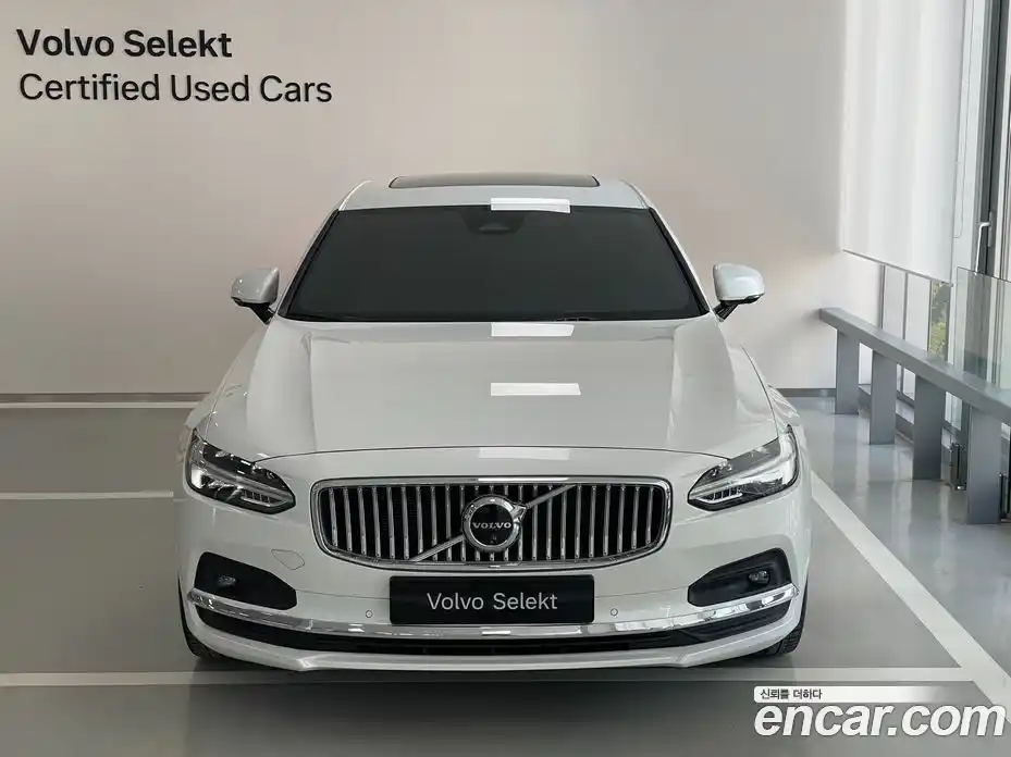 Volvo S90 2024 2.0 Автомат в Москве № 164722, фото 3