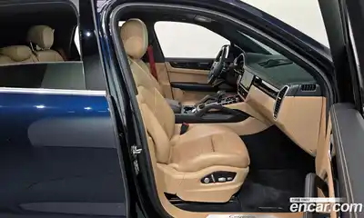 Porsche Cayenne 2019 3.0 Автомат в Москве № 165525, миниатюра 11