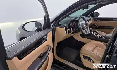 Porsche Cayenne 2019 3.0 Автомат в Москве № 165525, миниатюра 10