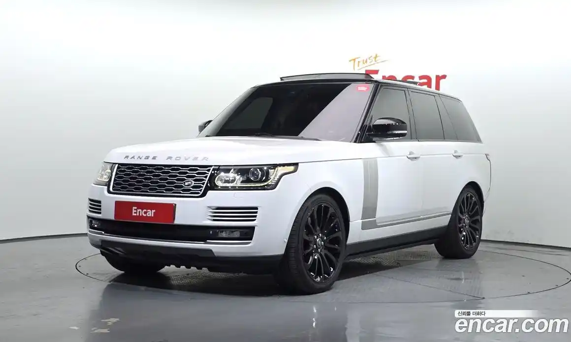 Land Rover Range-Rover 2015 4.4 Автомат в Москве № 166614, фото 1