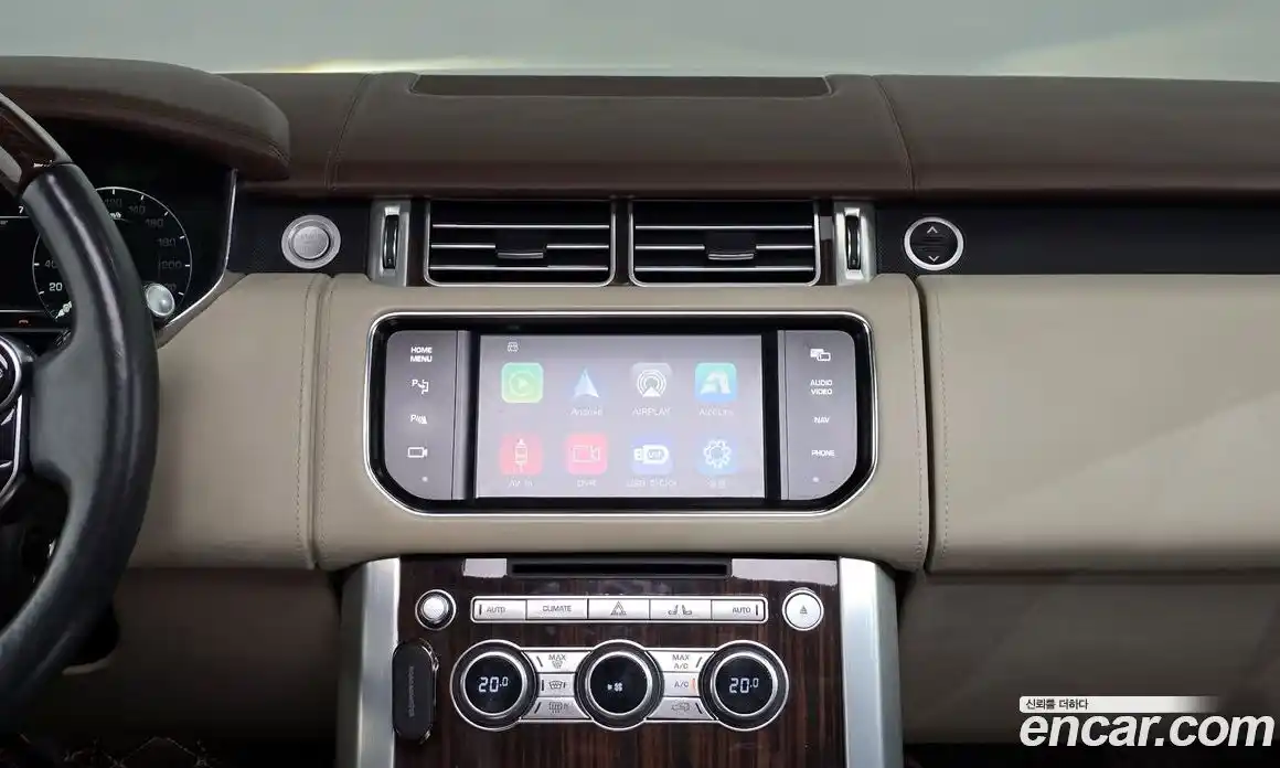 Land Rover Range-Rover 2015 4.4 Автомат в Москве № 166614, фото 14