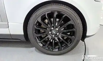 Land Rover Range-Rover 2015 4.4 Автомат в Москве № 166614, миниатюра 5