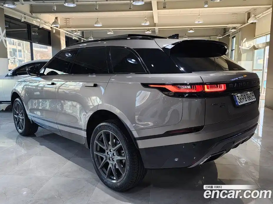 Land Rover Range-Rover Velar 2022 3.0 Автомат в Москве № 166730, фото 4