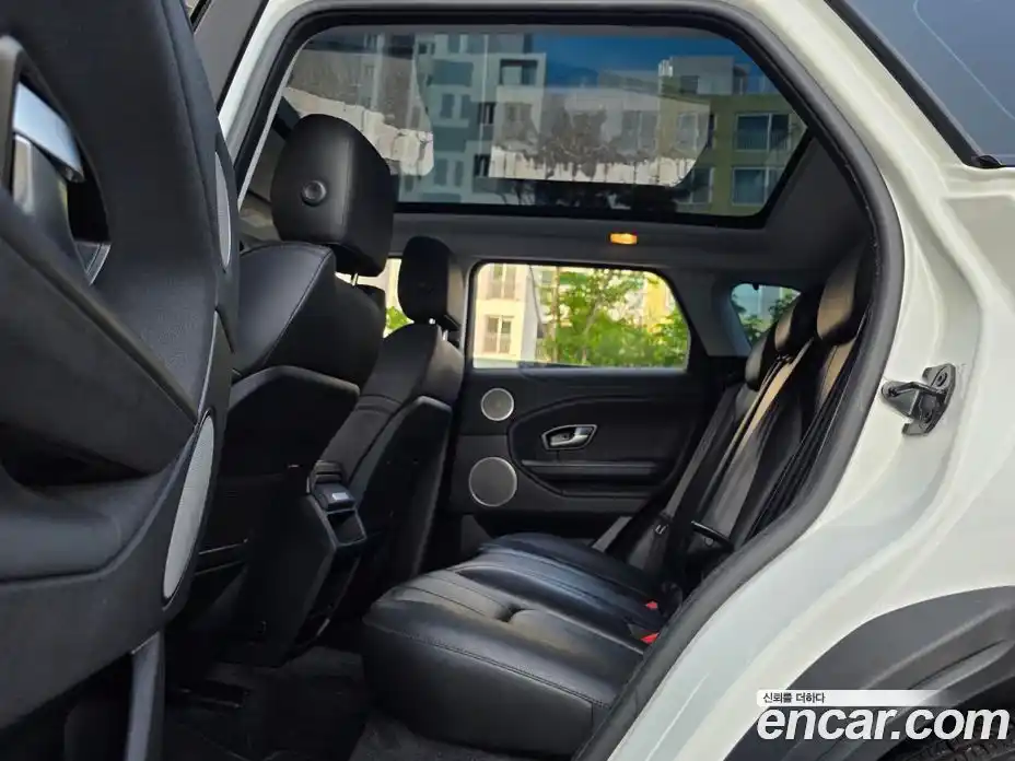 Land Rover Range-Rover Evoque 2018 2.0 Автомат в Москве № 166763, фото 15