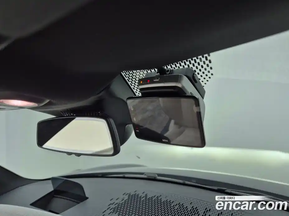Mini Cooper 2024 0.1 Автомат в Москве № 167368, фото 20