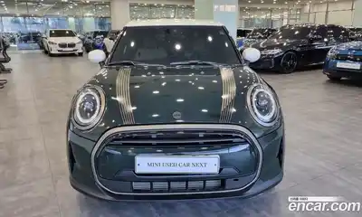 Mini Cooper 2023 1.5 Автомат в Москве № 167507, миниатюра 2