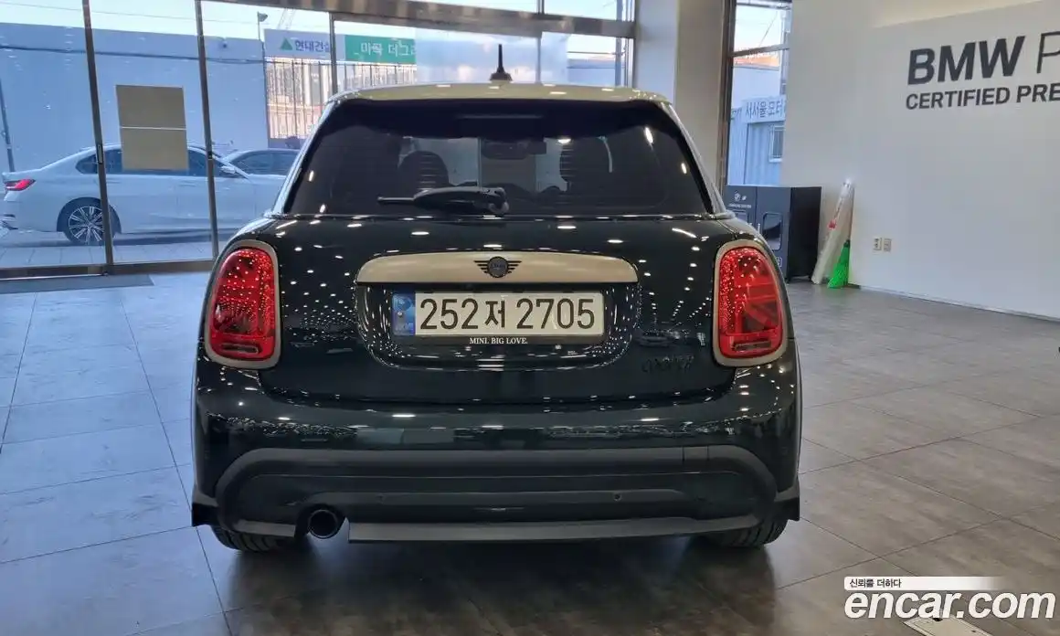 Mini Cooper 2023 1.5 Автомат в Москве № 167507, фото 3