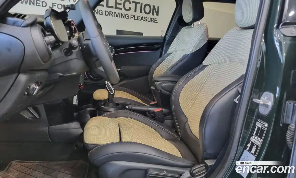 Mini Cooper 2023 1.5 Автомат в Москве № 167507, фото 8