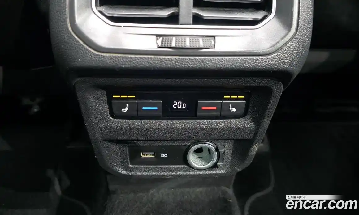 Volkswagen Tiguan 2018 2.0 Автомат в Москве № 169082, фото 10