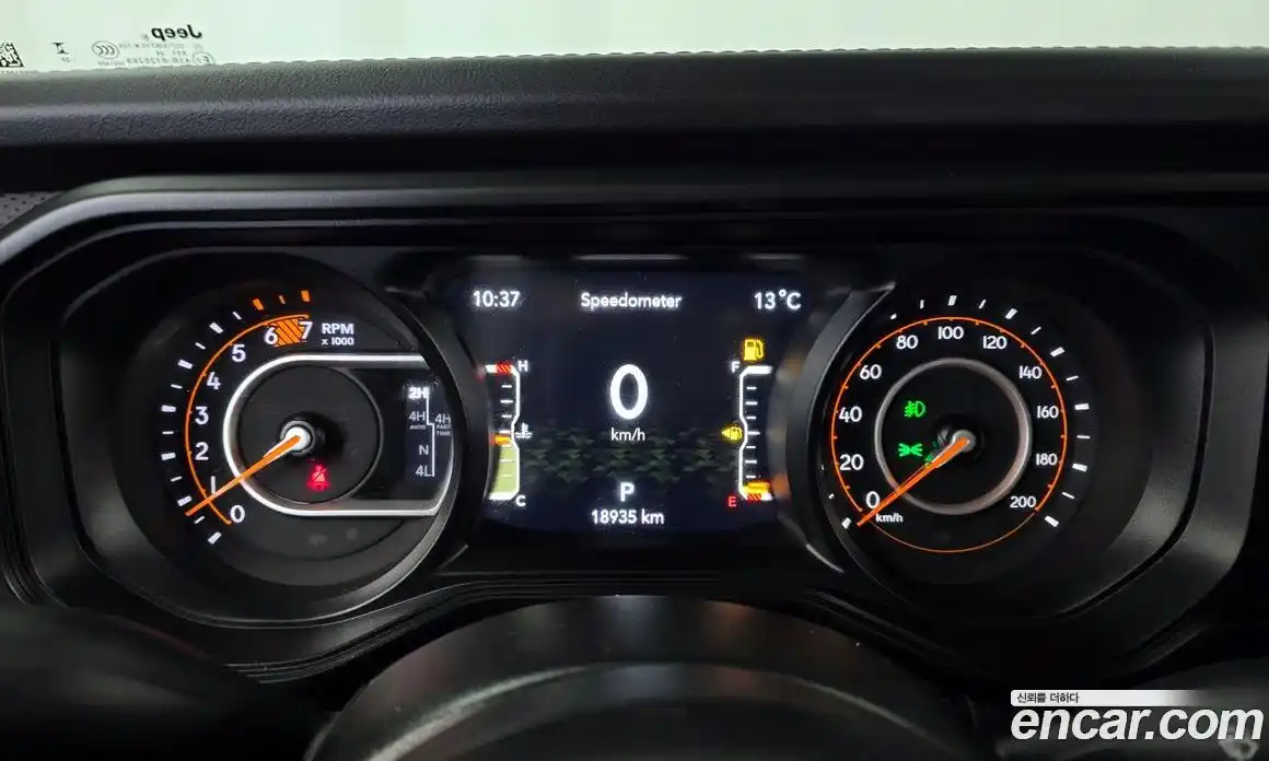 Jeep Wrangler 2024 2.0 Автомат в Москве № 169366, фото 11