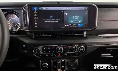 Jeep Wrangler 2024 2.0 Автомат в Москве № 169366, миниатюра 4