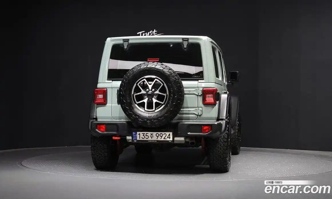 Jeep Wrangler 2024 2.0 Автомат в Москве № 169366, фото 8
