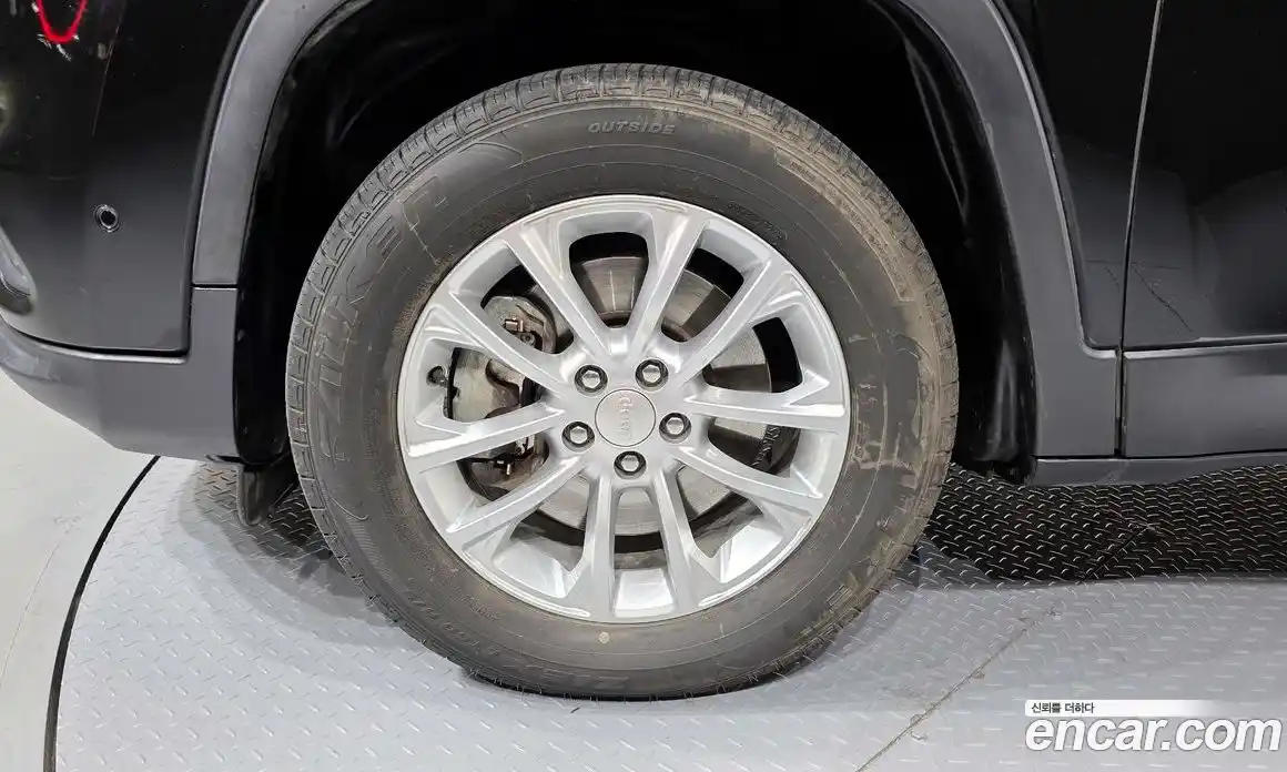 Jeep Cherokee 2019 2.4 Автомат в Москве № 169795, фото 5