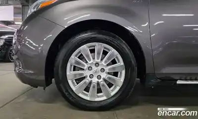 Toyota Sienna 2017 3.5 Автомат в Москве № 170354, миниатюра 12