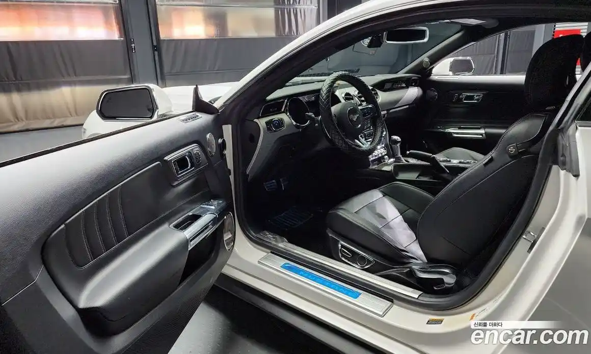 Ford Mustang 2017 5.0 Автомат в Москве № 170868, фото 10