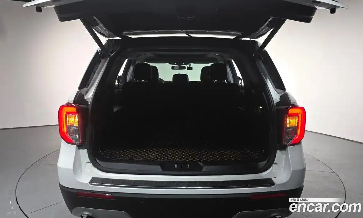 Ford Explorer 2022 2.3 Автомат в Москве № 170906, фото 14