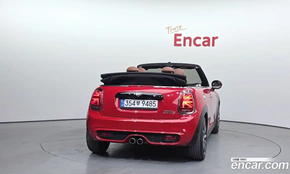 Mini Cooper Convertible 2021 2.0 Автомат в Москве № 171751, фото 17