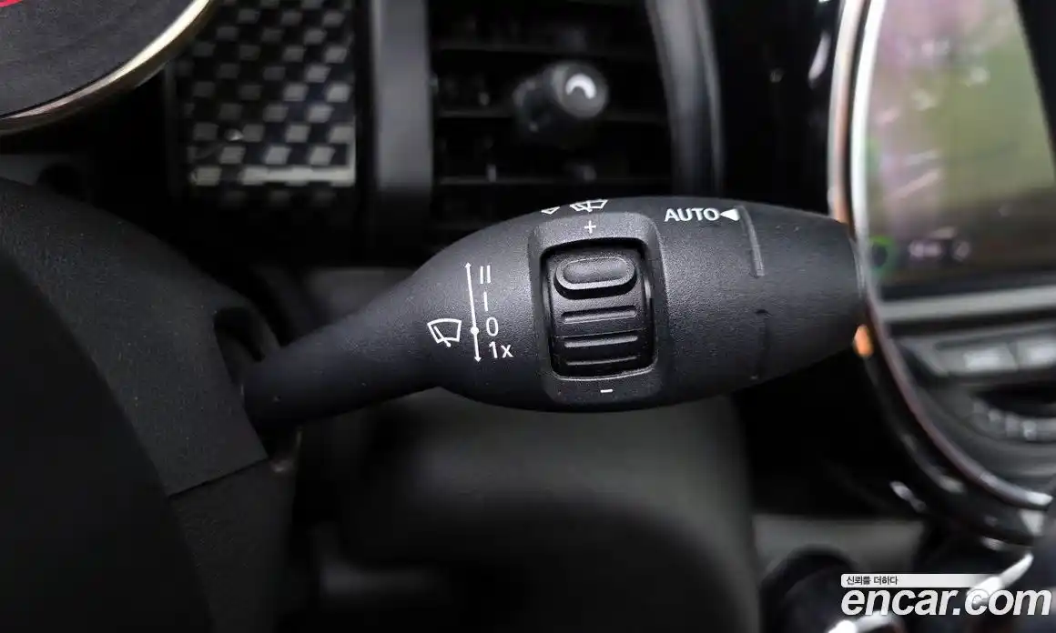 Mini Cooper Convertible 2021 2.0 Автомат в Москве № 171751, фото 19