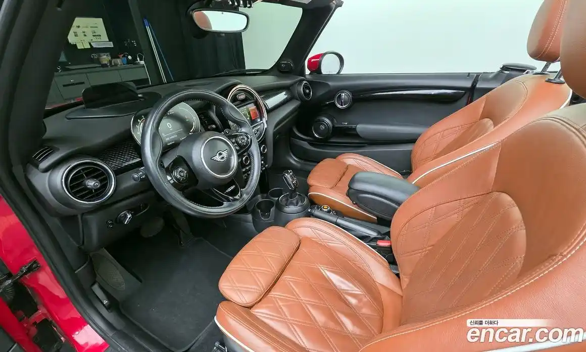 Mini Cooper Convertible 2021 2.0 Автомат в Москве № 171751, фото 4