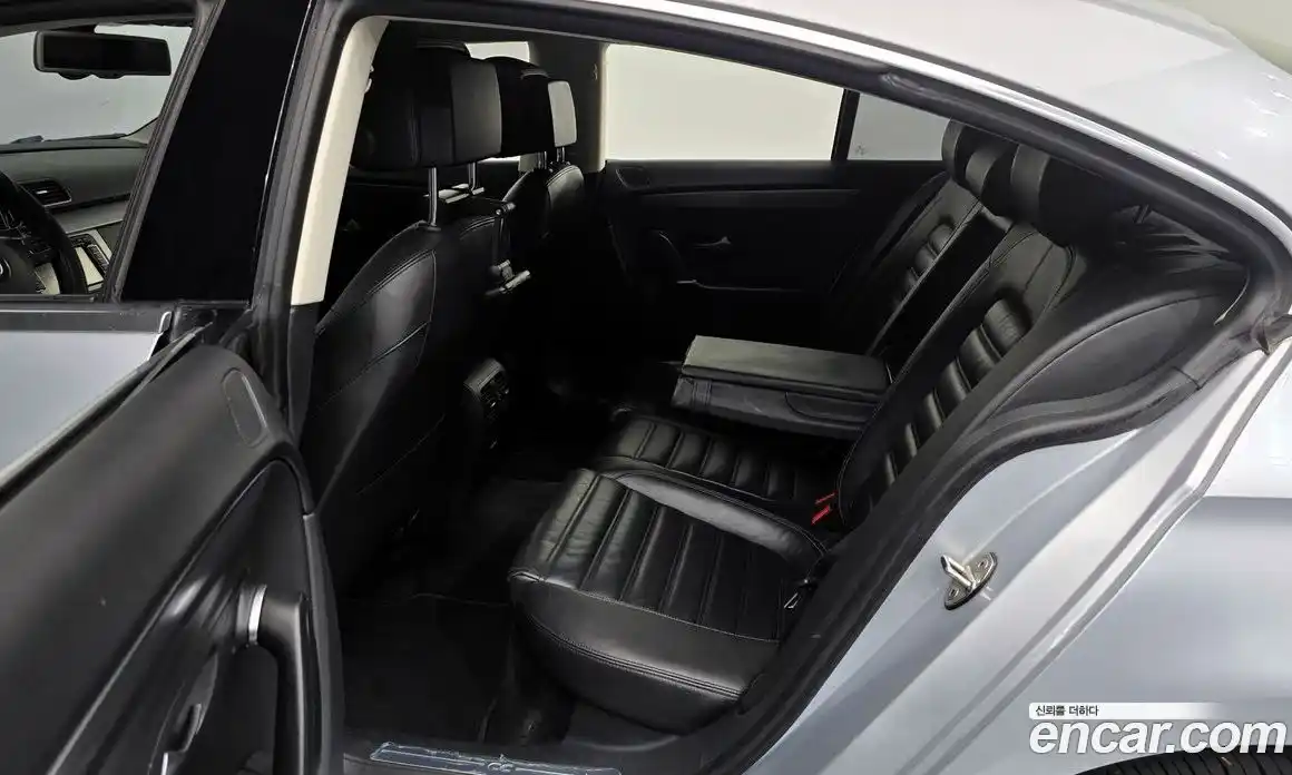 Volkswagen CC 2013 2.0 Автомат в Москве № 175778, фото 16