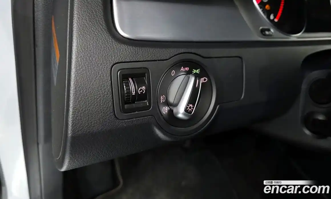 Volkswagen CC 2013 2.0 Автомат в Москве № 175778, фото 17