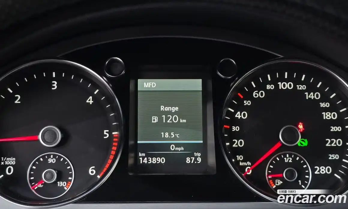 Volkswagen CC 2013 2.0 Автомат в Москве № 175778, фото 9