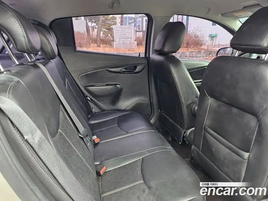 Chevrolet Spark 2016 1.0 Автомат в Москве № 176033, фото 13