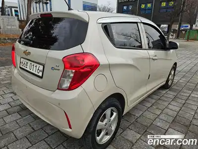 Chevrolet Spark 2016 1.0 Автомат в Москве № 176033, миниатюра 5