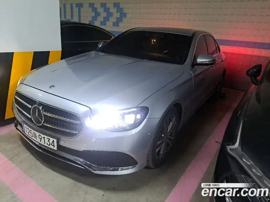 Mercedes-Benz E-Class 2022 2.0 Автомат в Москве № 178754, фото 12