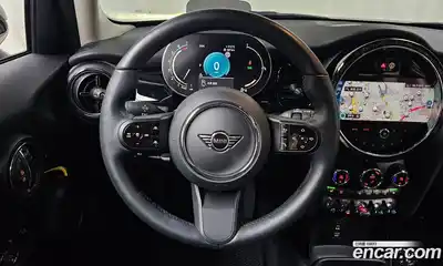 Mini Cooper 2022 2.0 Автомат в Москве № 179275, миниатюра 12